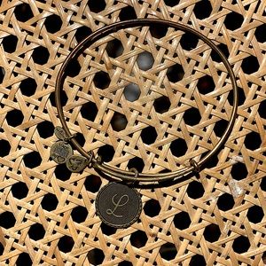 Alex and Ani Monogram L Charm— Expandable Wire Bracelet